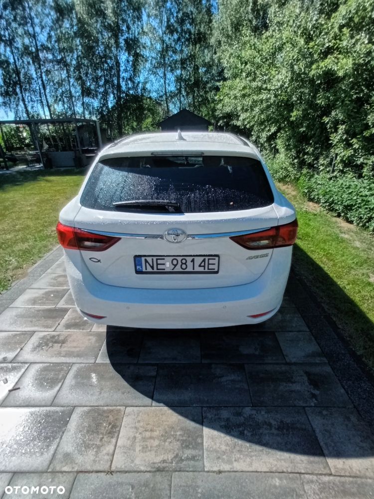 Toyota Avensis - 7