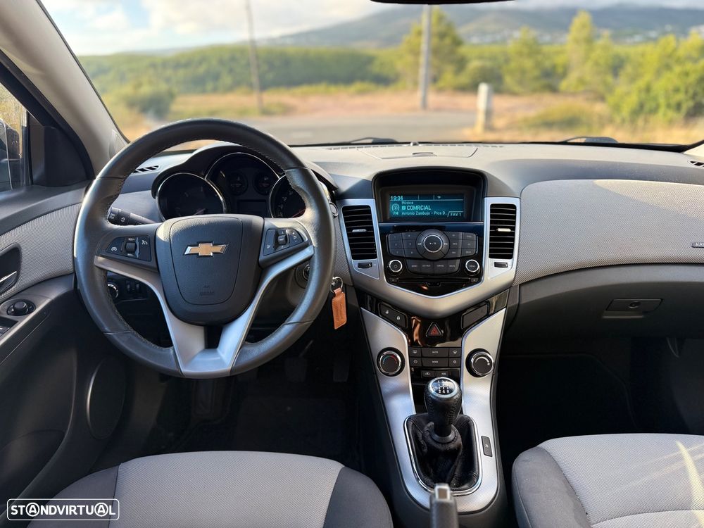 Chevrolet Cruze 2.0 VCDi LT - 9
