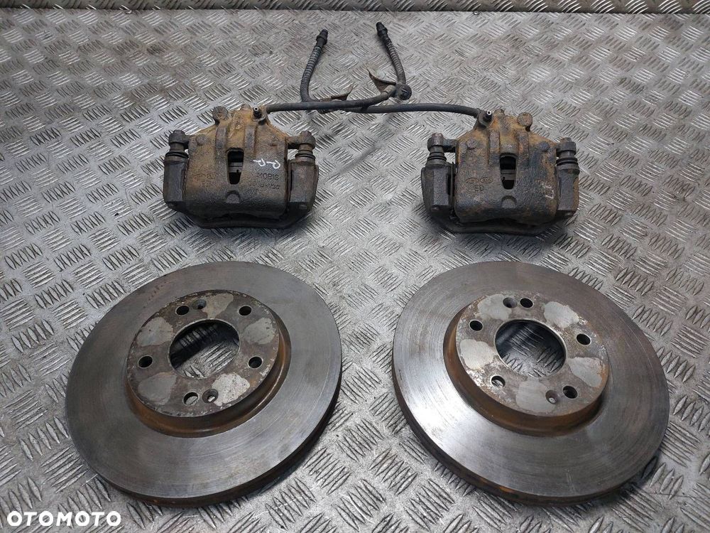 TARCZE HAMULCOWE PRZÓD + KLOCKI + ZACISKI HYUNDAI I30 I LIFT - 1