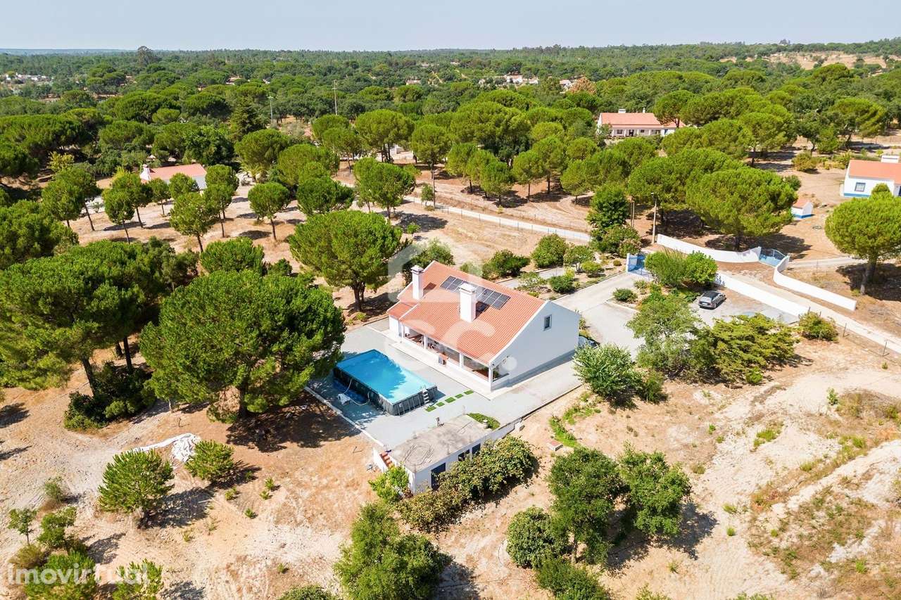 Quinta de 1,6 ha c/ Moradia T5  | Lavre (Montemor-o-Novo) - Grande imagem: 4/60