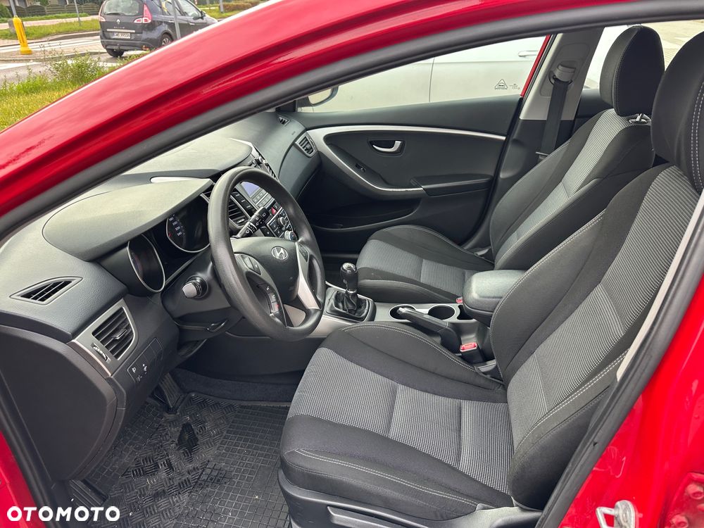 Hyundai i30 1.4 Classic + - 4