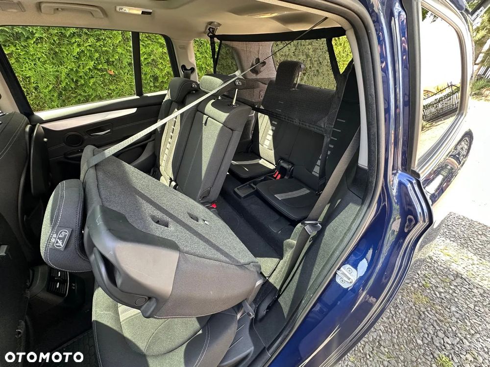 BMW Seria 2 220d xDrive Advantage - 15