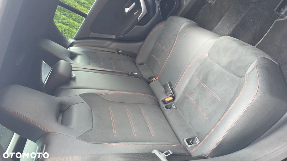 Mercedes-Benz CLA AMG 35 4-Matic 7G-DCT - 22