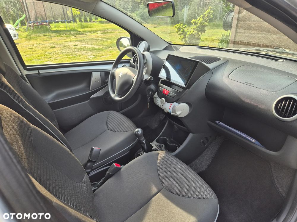 Peugeot 107 - 16