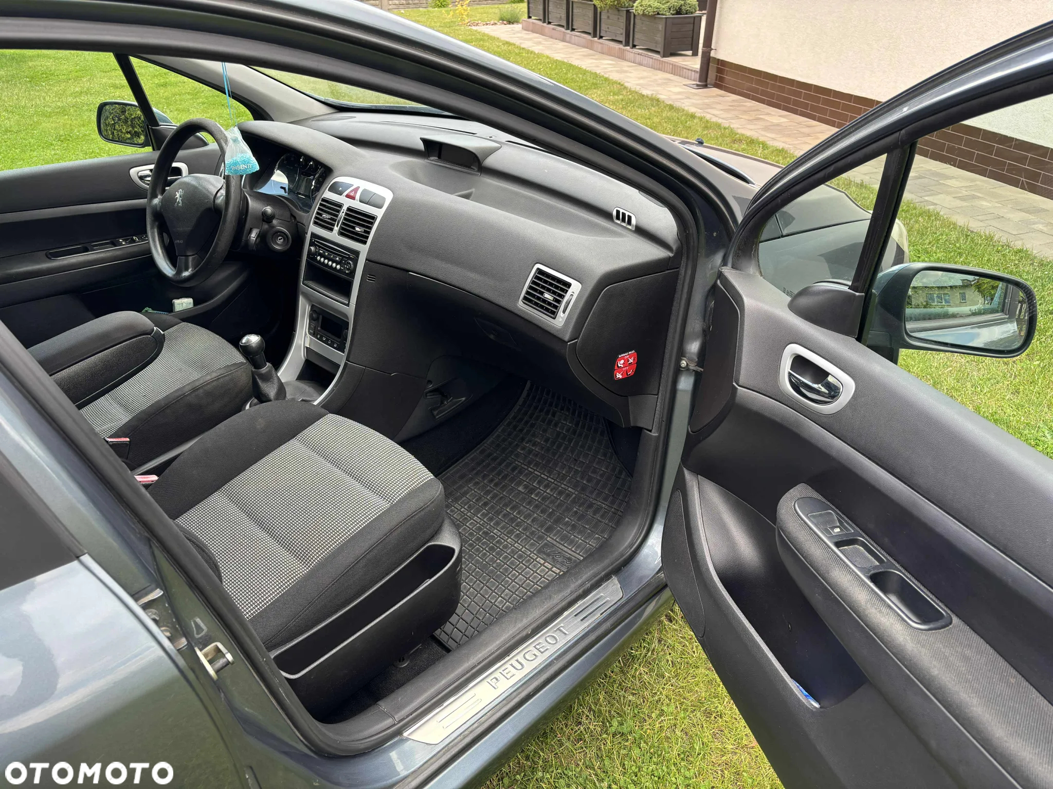 Peugeot 307 1.6 HDI Oxygo - 14