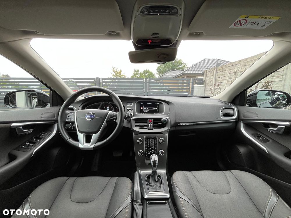 Volvo V40 Cross Country D3 Geartronic Momentum - 22