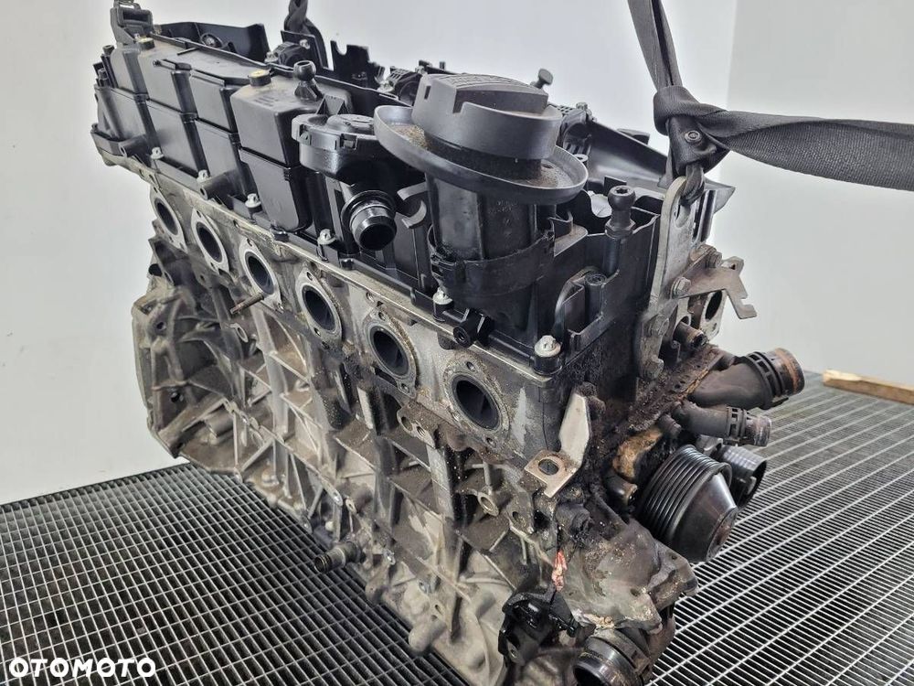 SILNIK SŁUPEK BMW N57 N57D30A F01 F02 F10 245 3.0 D 730 530 - 8
