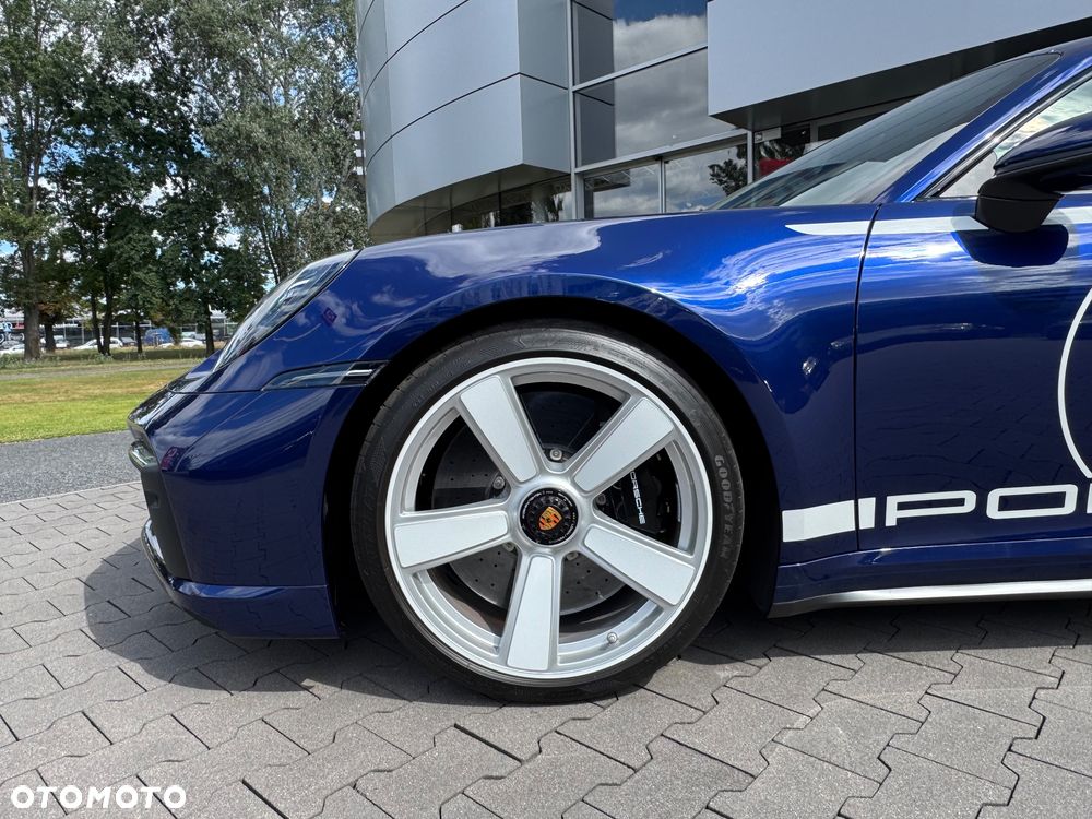 Porsche 911 Turbo 50 Years - 10