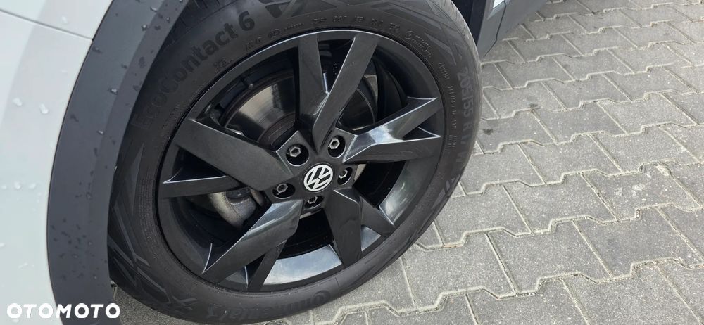 Volkswagen T-Roc - 7
