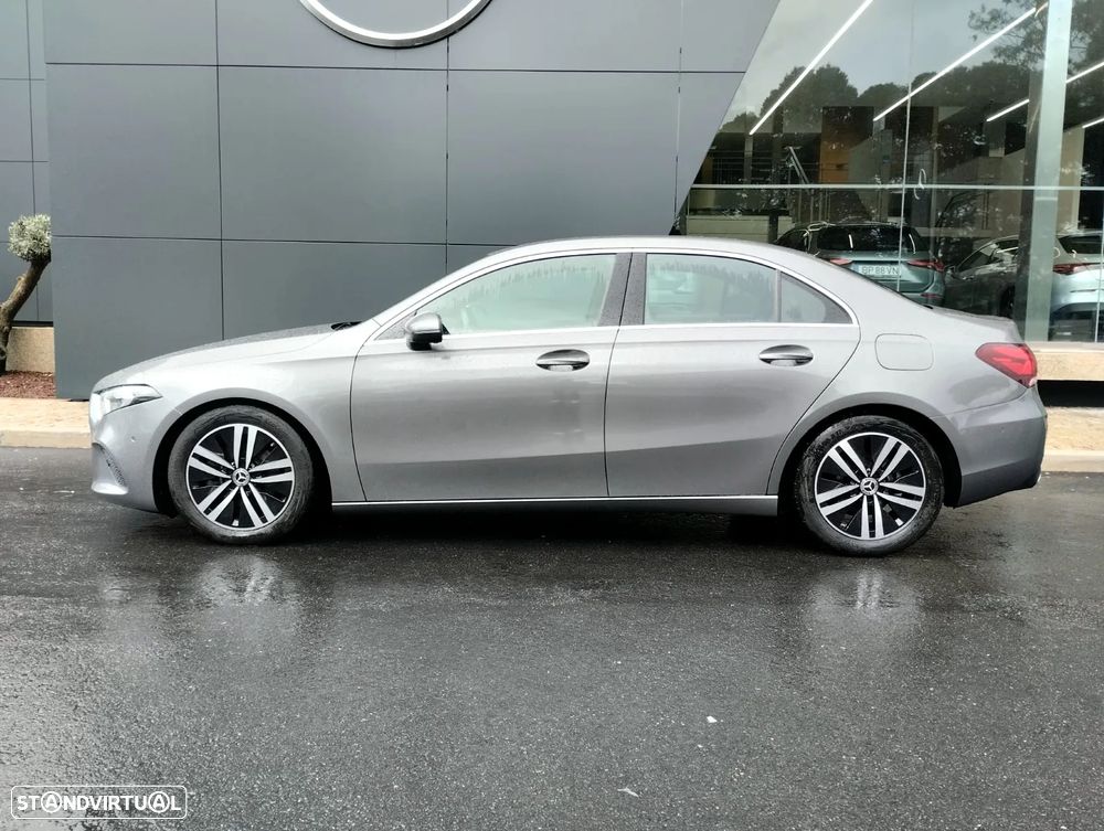 Mercedes-Benz A 180 Limousine d - 12