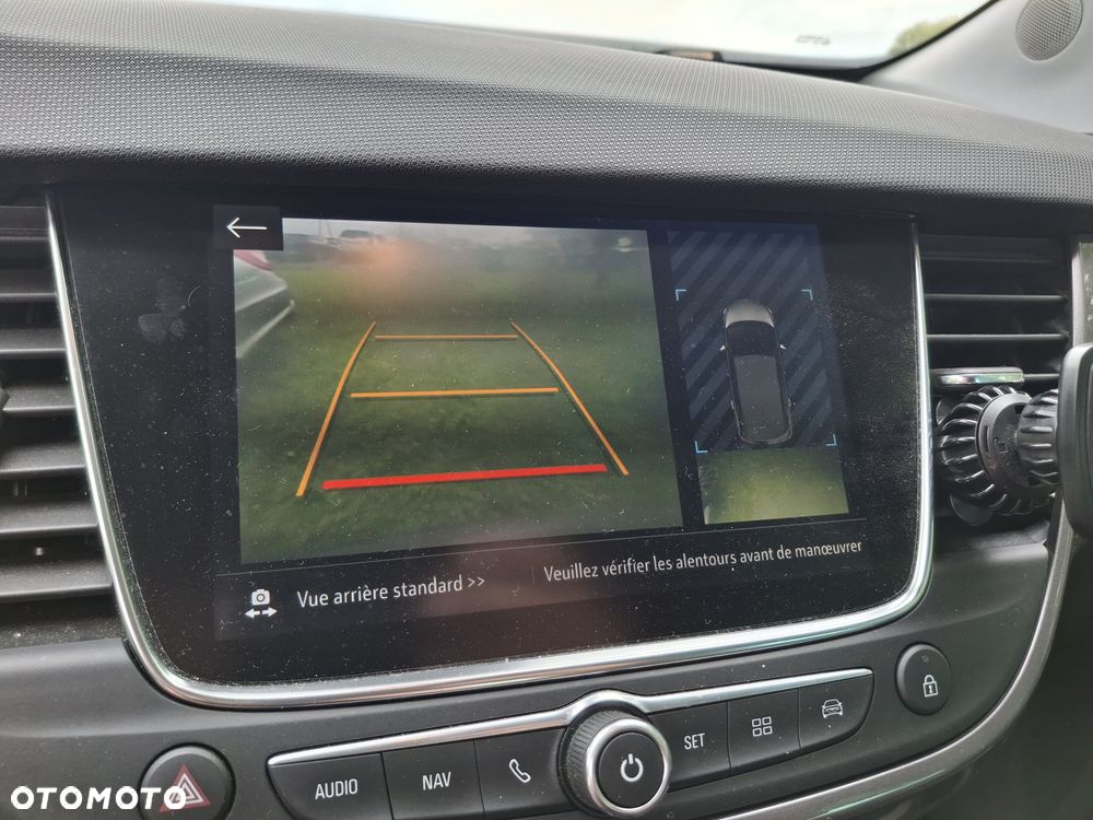 Opel Crossland X - 16
