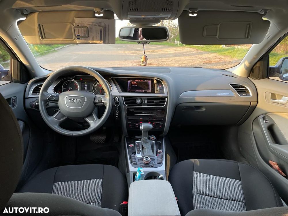 Audi A4 2.0 TDI quattro Stronic - 7