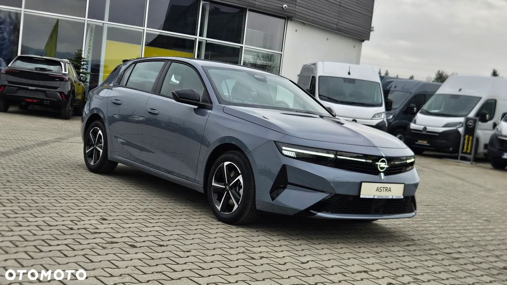 Opel Astra 1.2 T mHEV Edition eDTC - 21