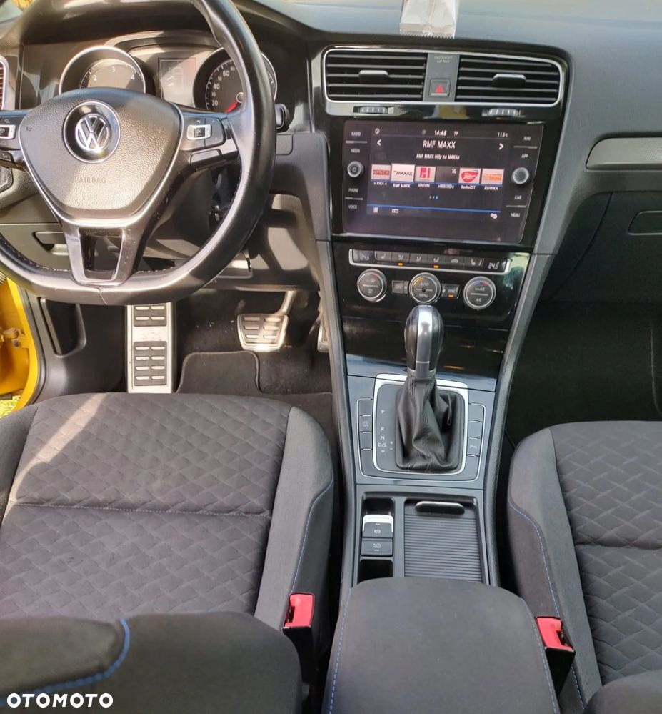 Volkswagen Golf 2.0 BlueTDI DSG Comfortline - 9
