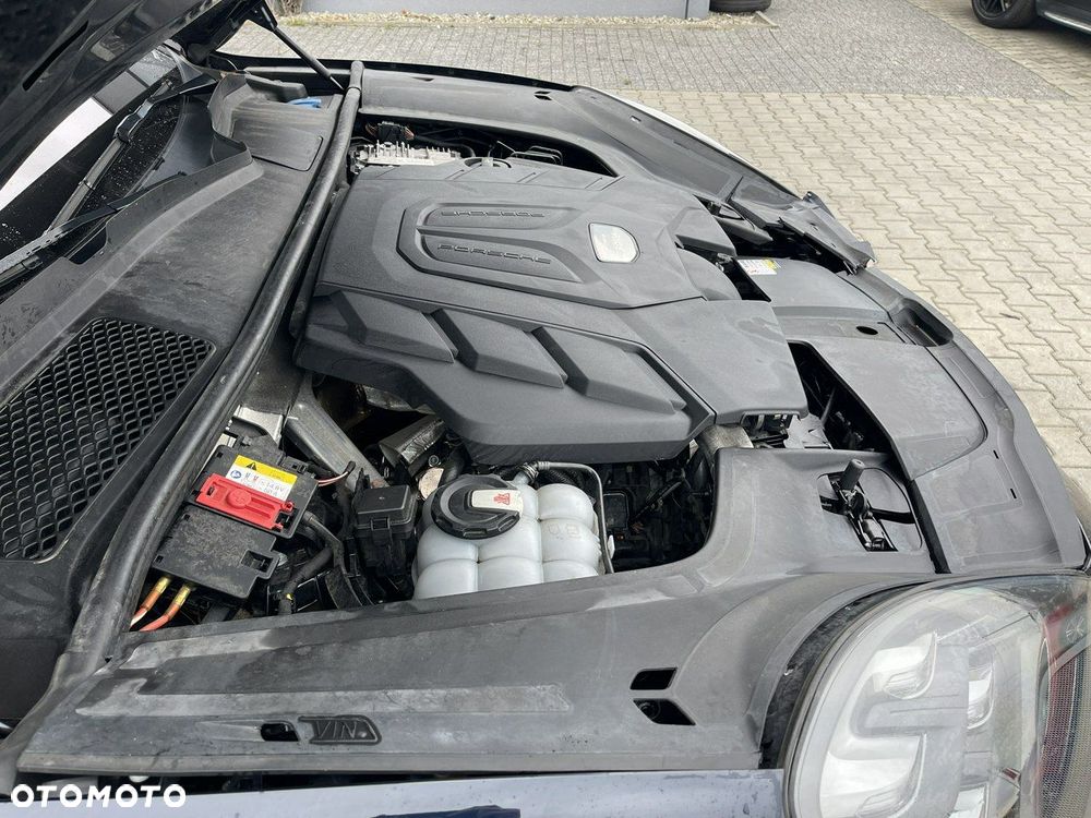 Porsche Cayenne Tiptronic S Platinum Edition - 17