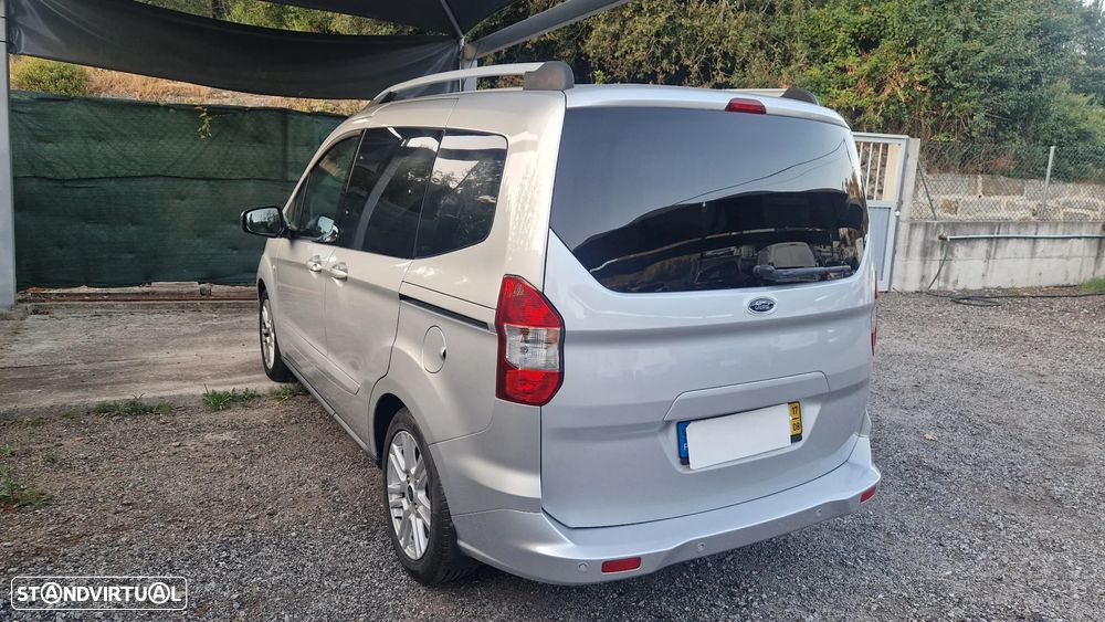 Ford Tourneo Courier 1.0 EcoBoost Titanium - 8