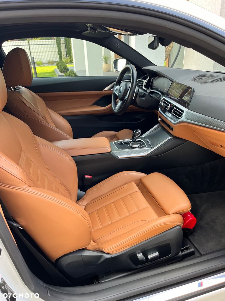 BMW Seria 4 M440i xDrive mHEV sport - 28