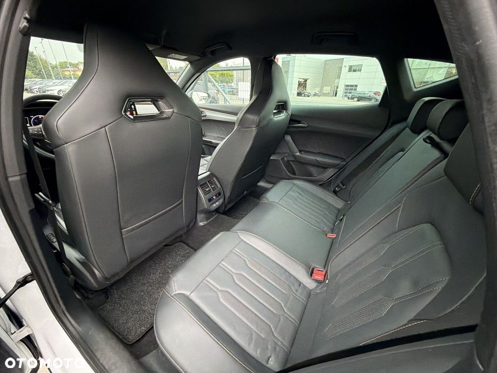 Cupra Formentor 1.4 e-Hybrid VZ DSG - 38