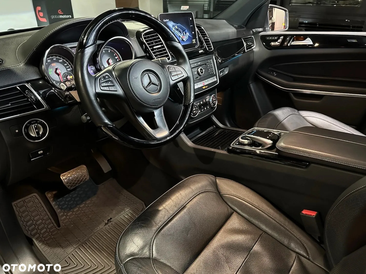 Mercedes-Benz GLS 500 4Matic 9G-TRONIC AMG Line - 7