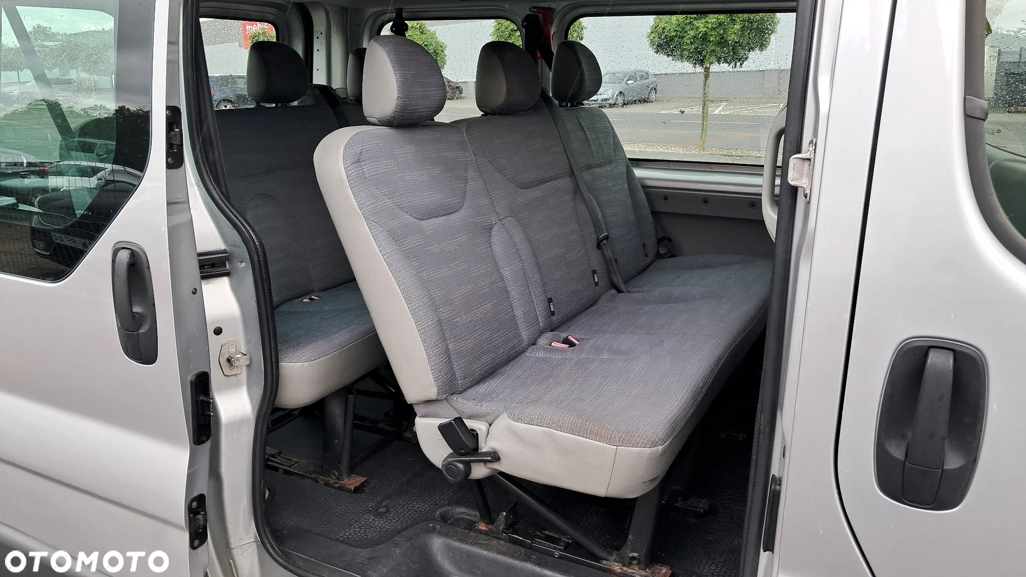 Renault Trafic 2.0 dCi 90 Combi L1H1 - 6