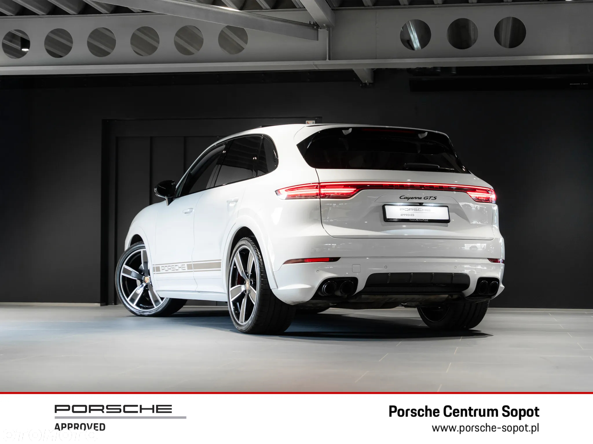 Porsche Cayenne GTS - 14