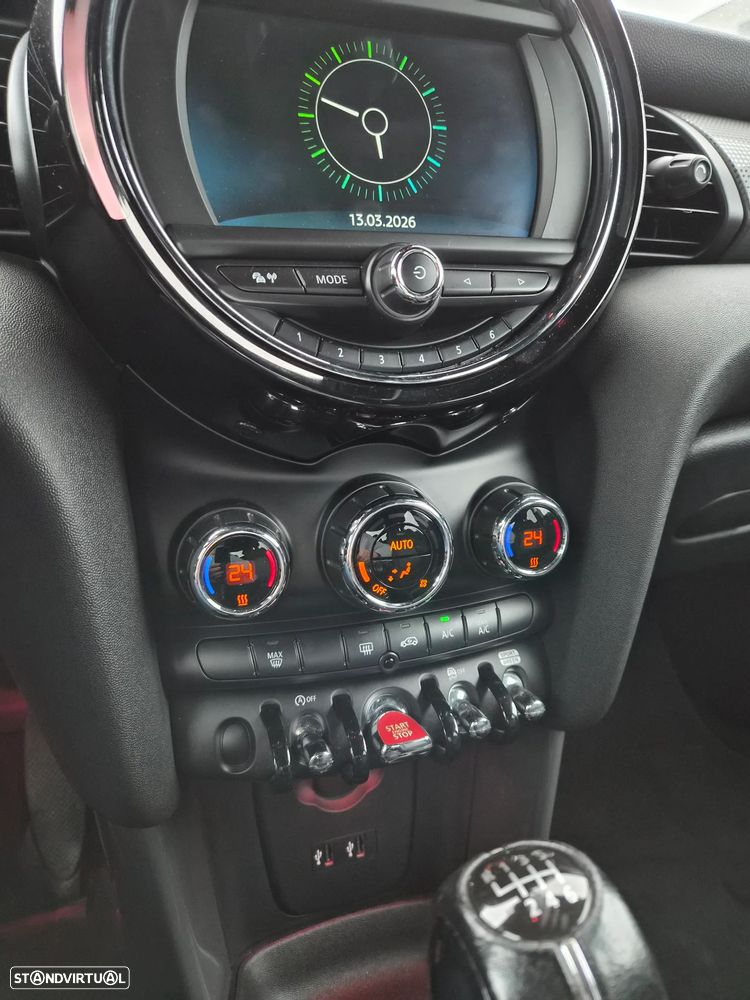 MINI 5 Portas Cooper D - 11