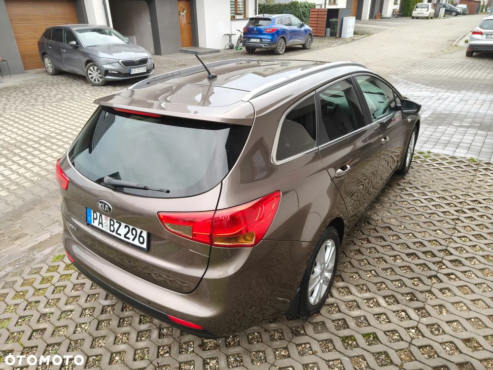 Kia Ceed - 18