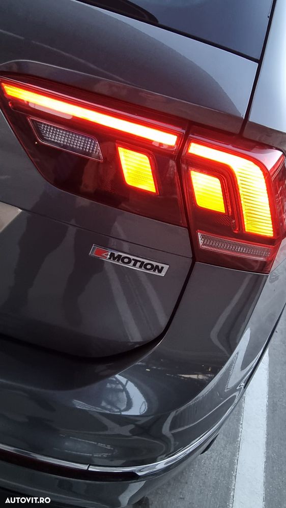 Volkswagen Tiguan 2.0 TDI SCR 4MOTION (BlueMotion Techn.) DSG Highline - 19