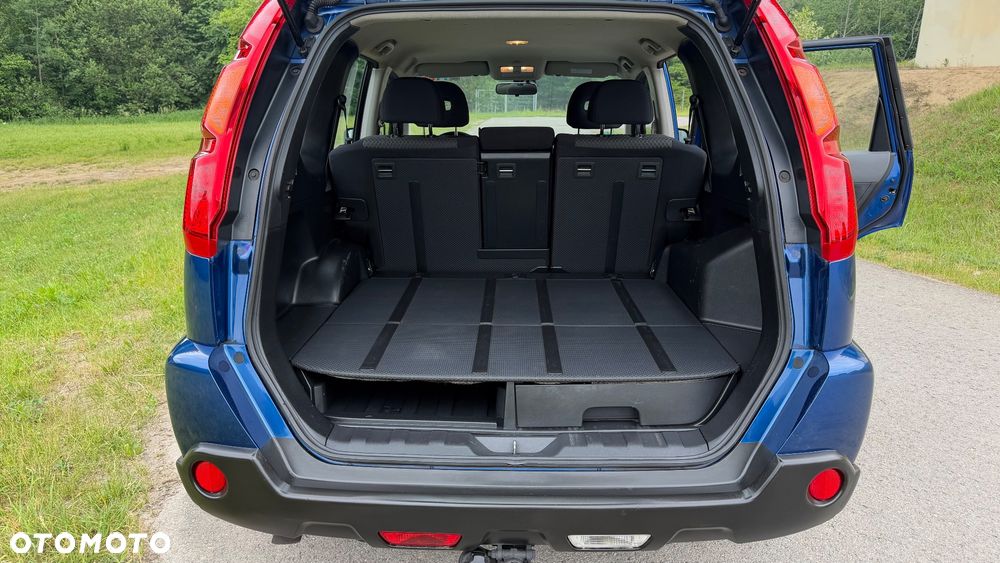 Nissan X-Trail 2.0 dCi 4x4 DPF Platinum - 28