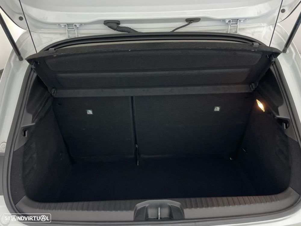 Renault Clio 1.0 TCe Evolution Bi-Fuel — fotografia 13