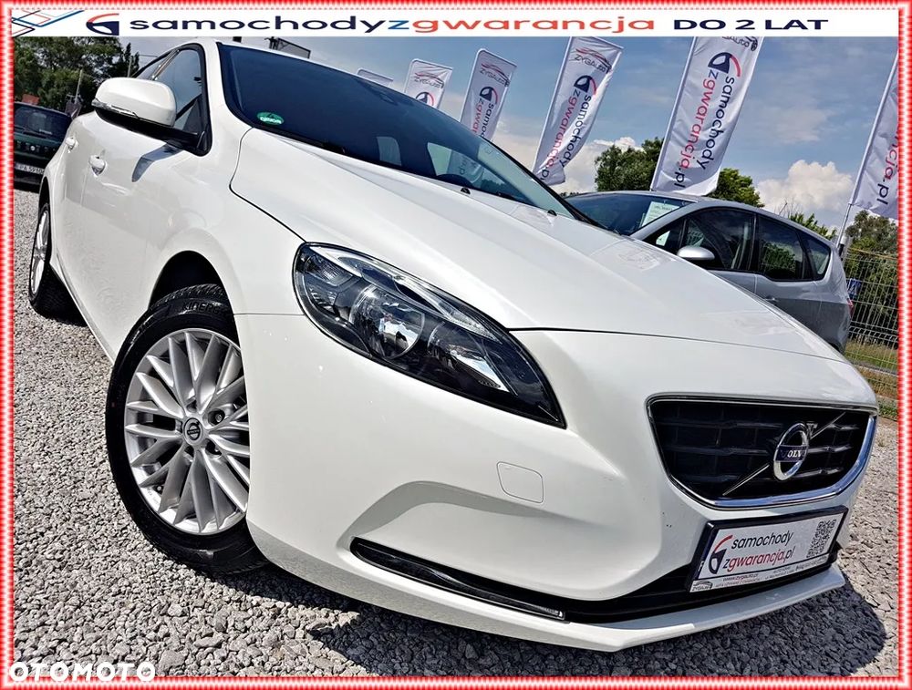 Volvo V40 T2 Drive-E Momentum - 1