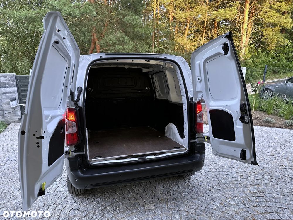 Opel Combo - 19