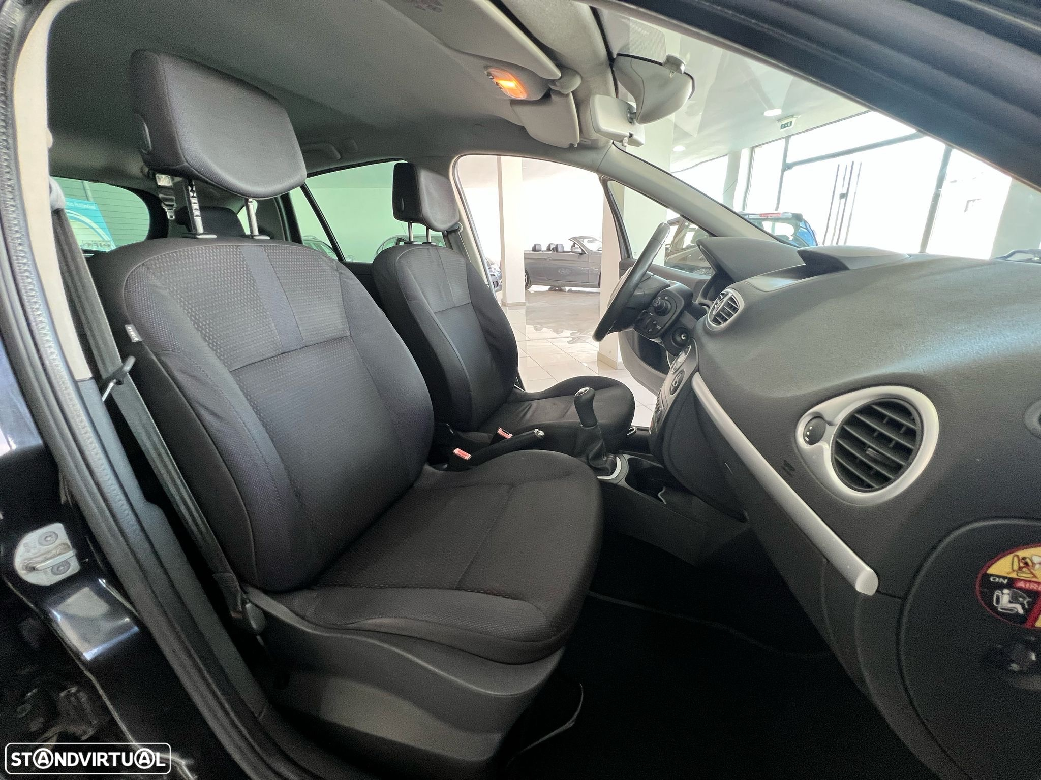 Renault Clio Break 1.2 TCE Dynamique S - 13