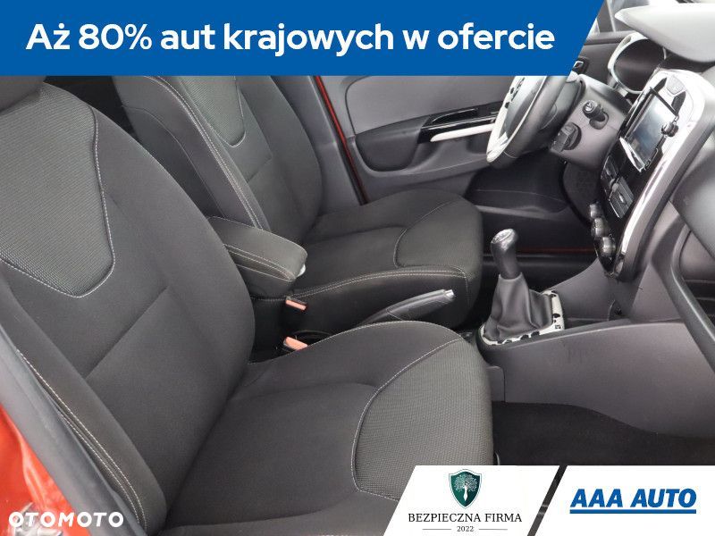 Renault Clio - 11