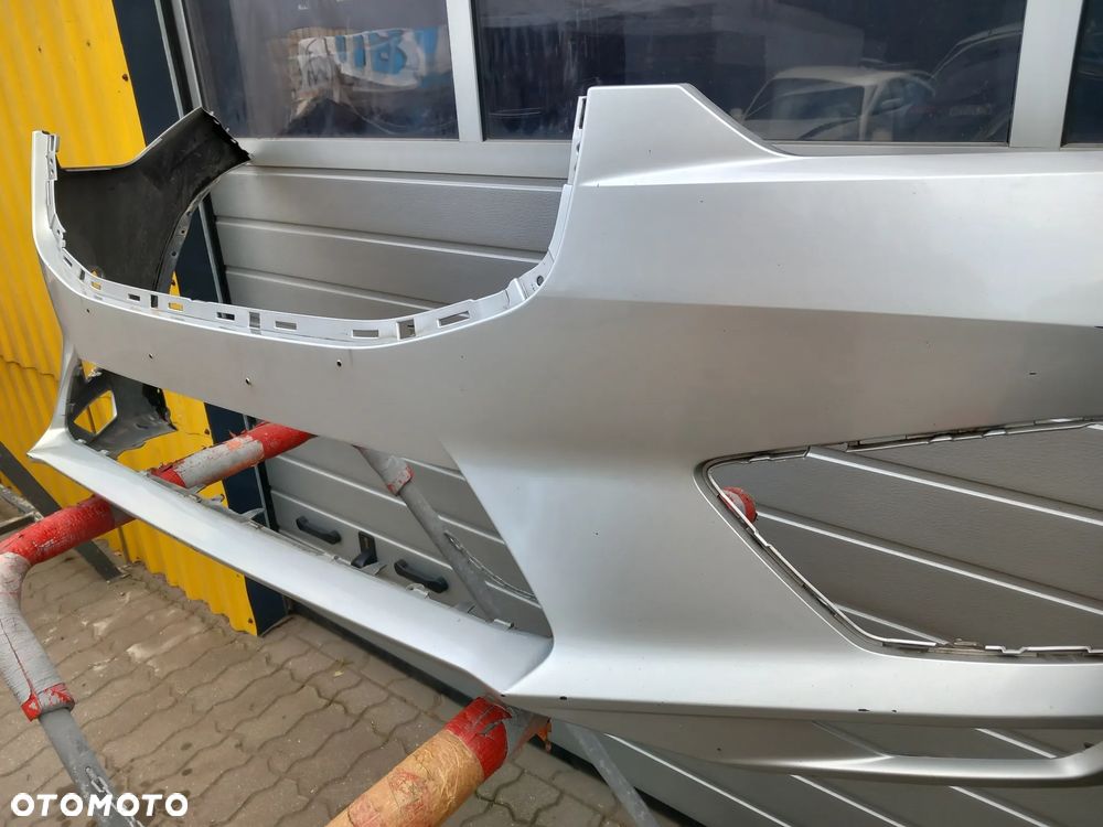 Zderzak przedni VOLVO XC60 II R-DESING 2017- Warszawa - 7