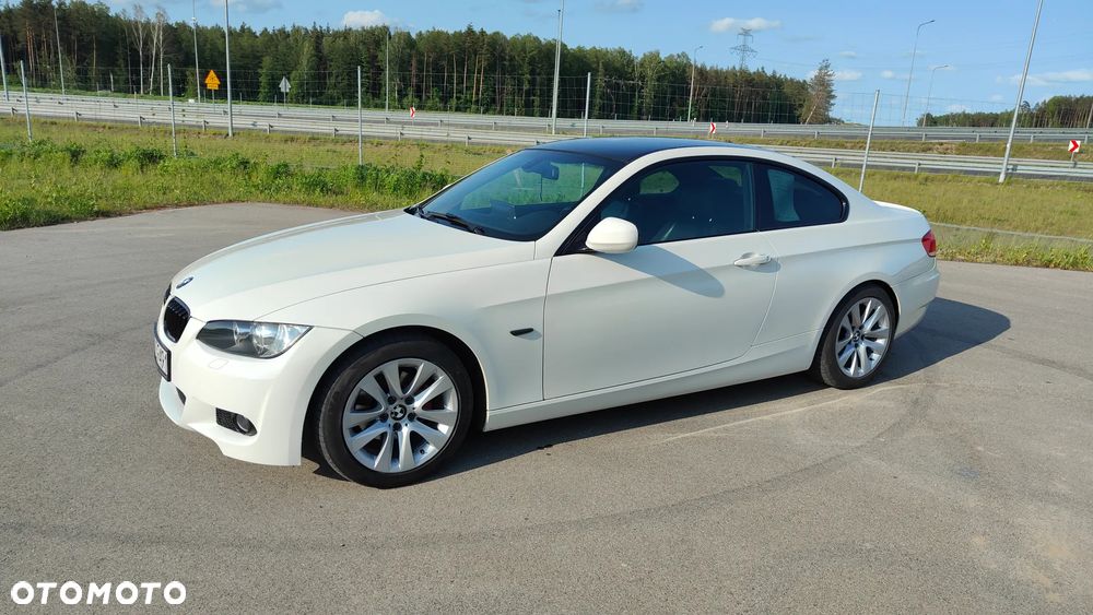 BMW Seria 3 320i Edition Exclusive - 3