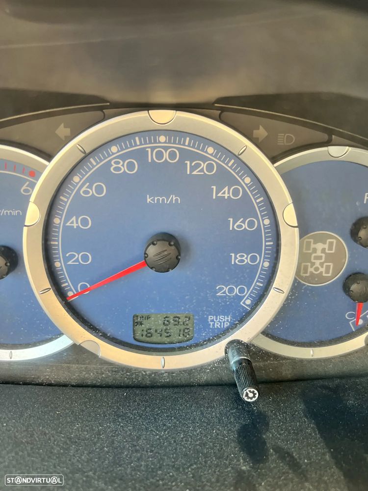 Mitsubishi L200 2.5 DI-D Club Invite AC 4WD - 6