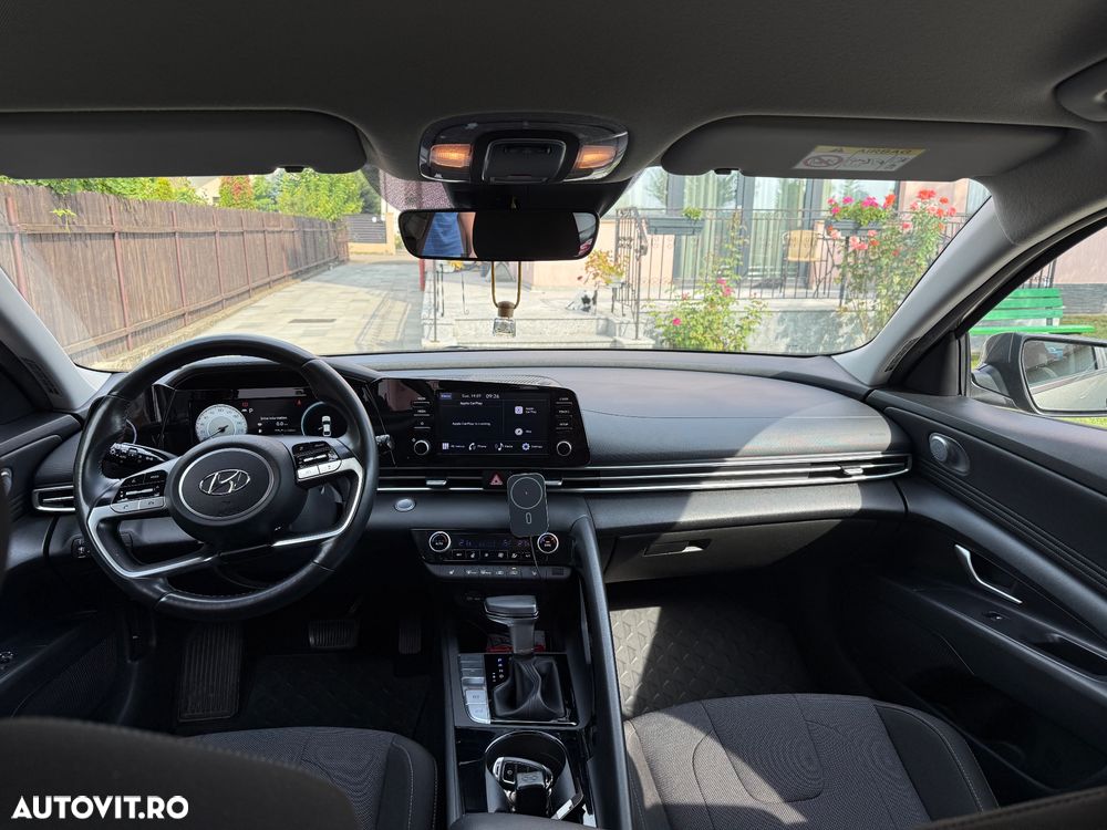 Hyundai Elantra 1.6 l 123 CP CVT Exclusive - 5