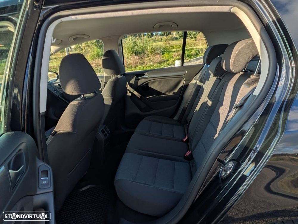 VW Golf 1.6 TDi Style - 9
