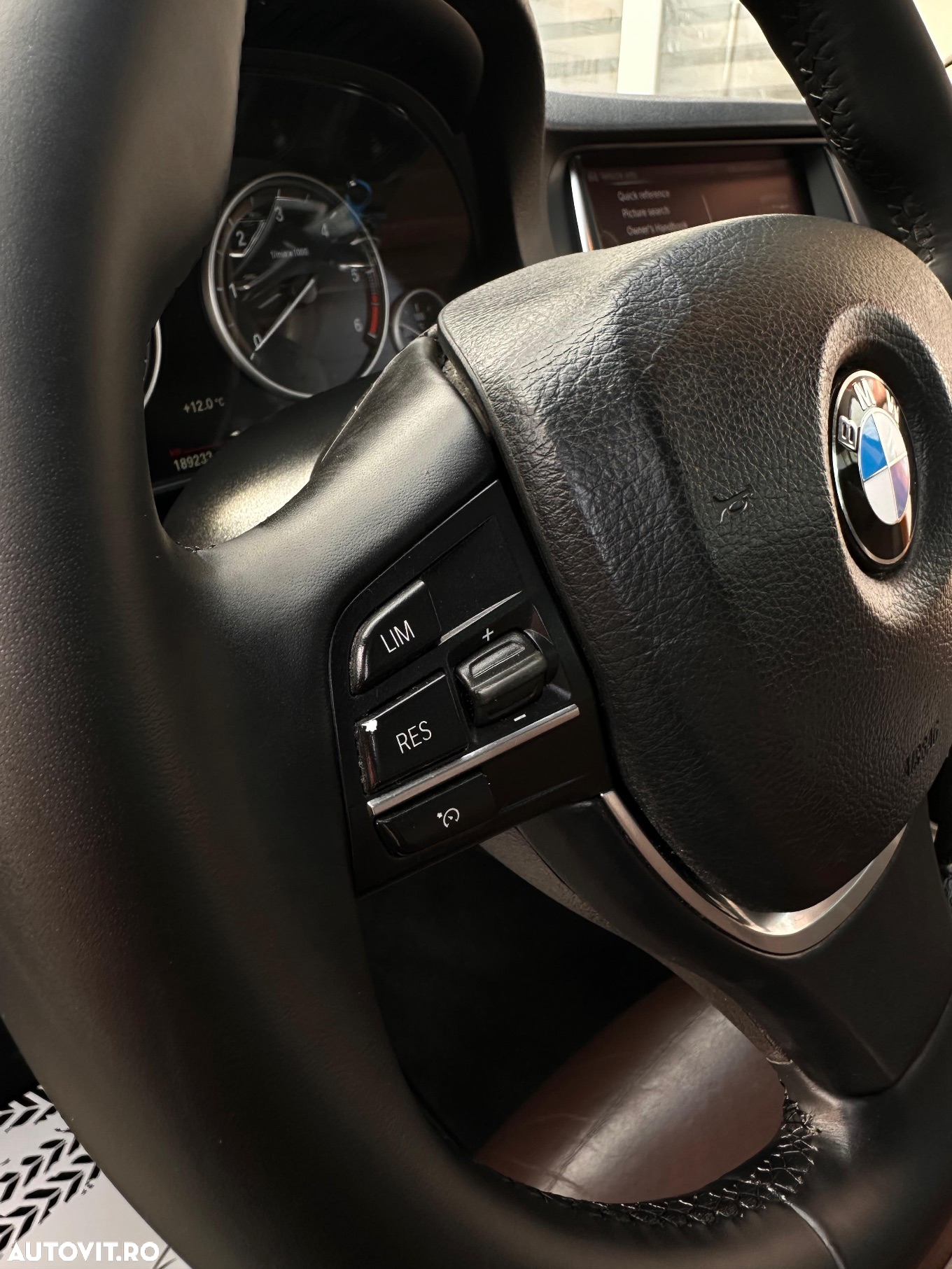 BMW Seria 5 520d xDrive Touring Aut. Luxury Line - 19
