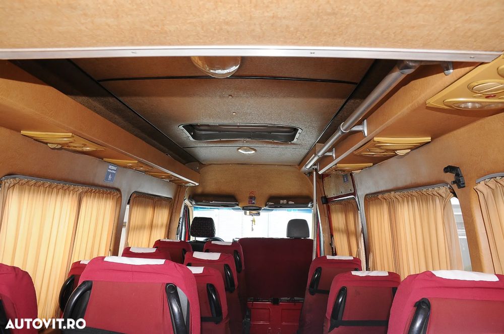 Volkswagen Crafter - 17