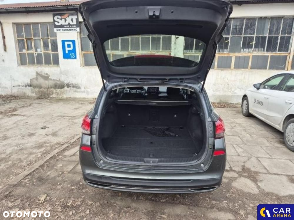 Hyundai i30 1.0 T-GDI Classic + - 25