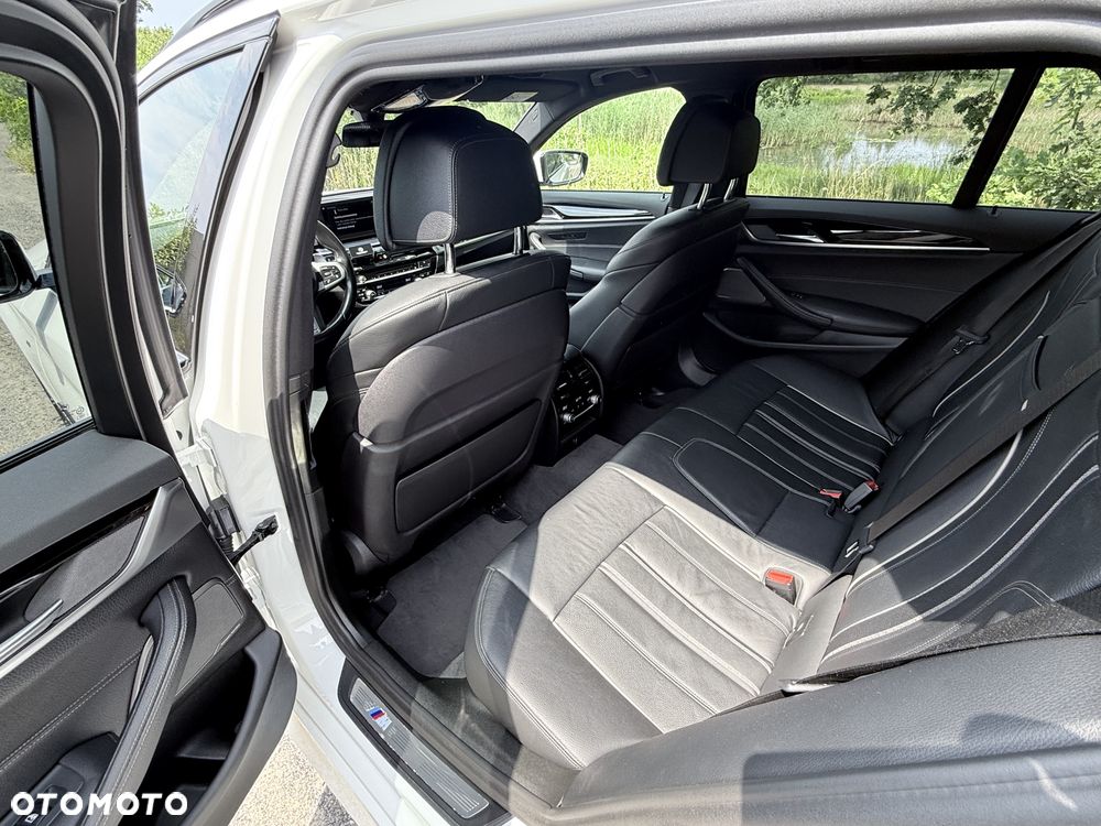 BMW Seria 5 540d xDrive M Sport sport - 15
