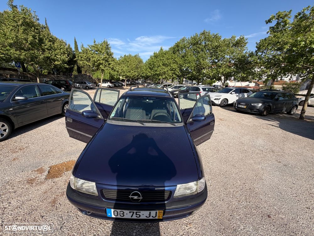 Opel Astra Caravan 1.4i 16V Fresh - 19