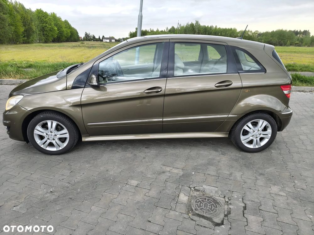Mercedes-Benz Klasa B 200 - 8