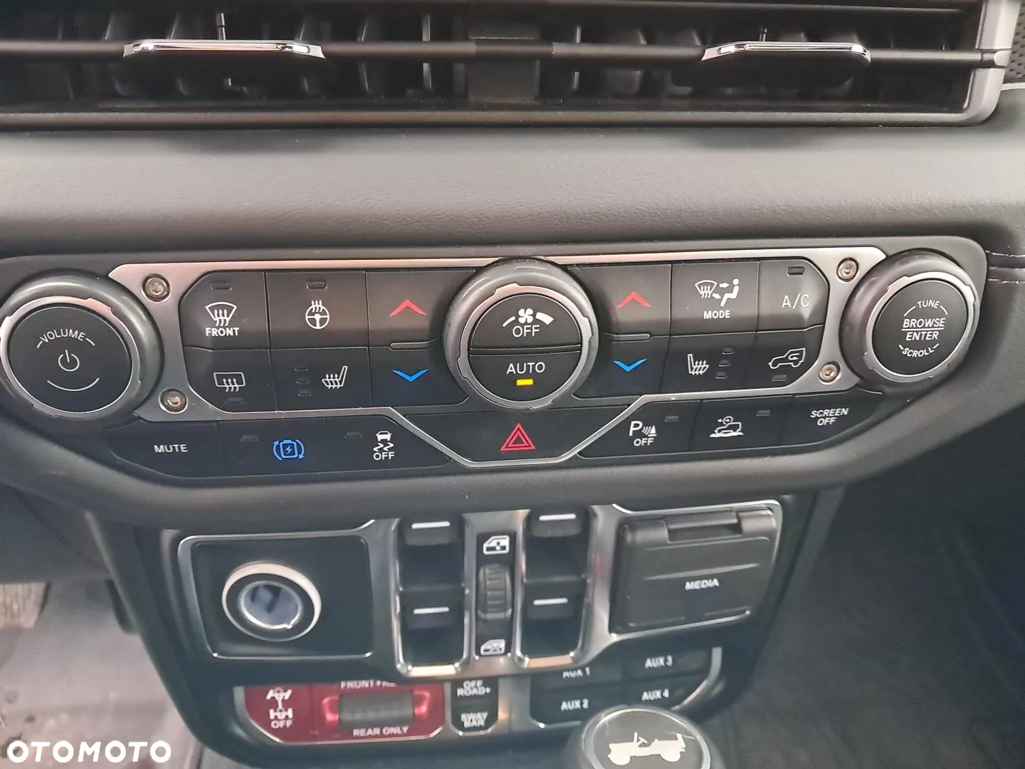 Jeep Wrangler Unlimited GME 2.0 Turbo Rubicon - 17