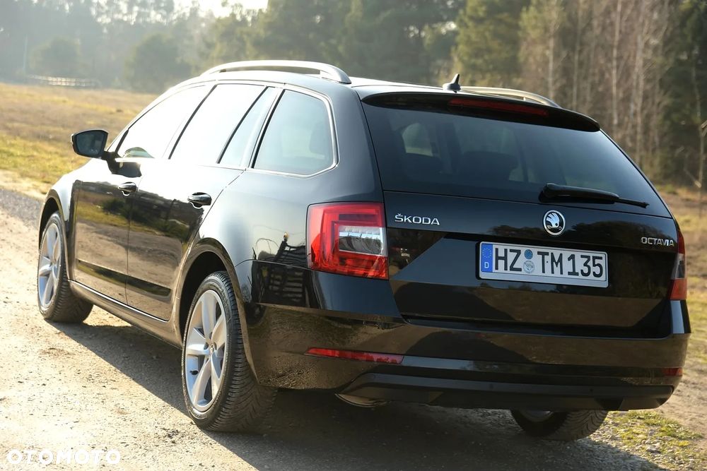Skoda Octavia 2.0 TDI DSG Exclusive - 8