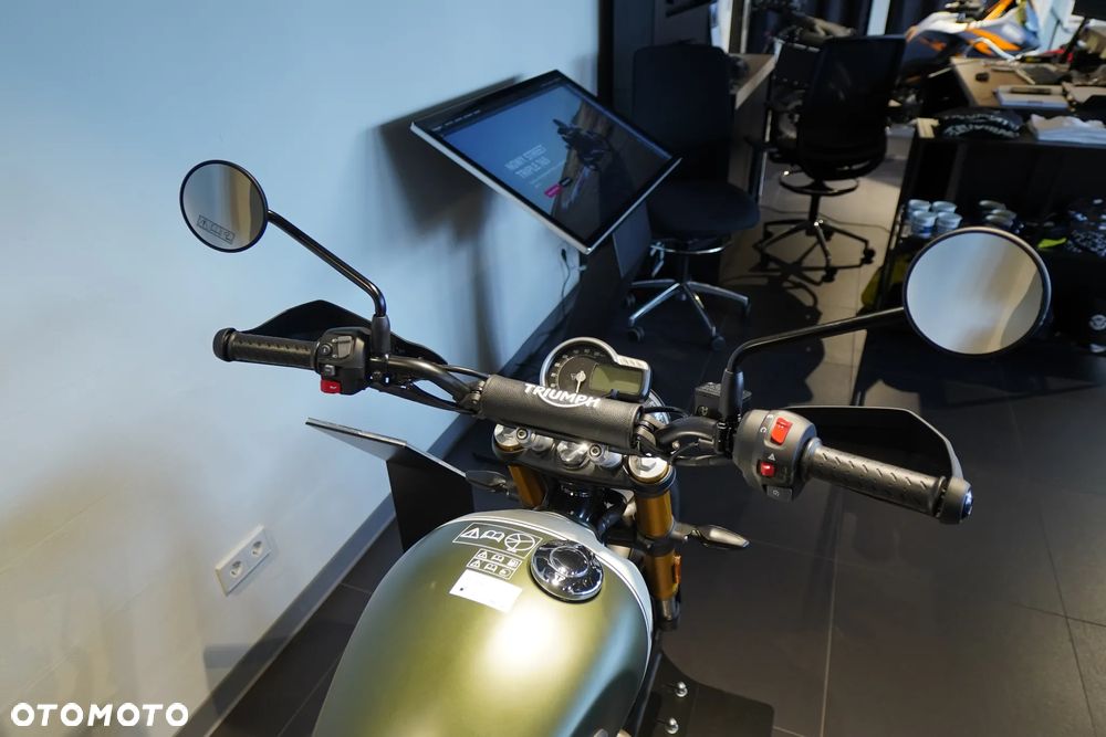 Triumph Scrambler - 5