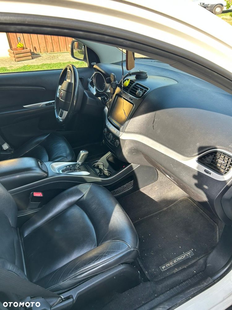 Fiat Freemont 2.0 Multijet 16V DPF Automatik Allrad Lounge - 7