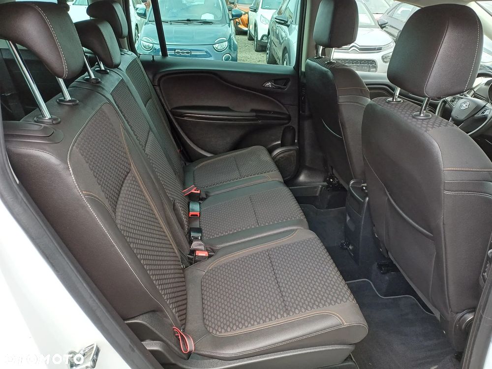 Opel Zafira 1.4 T Cosmo - 14